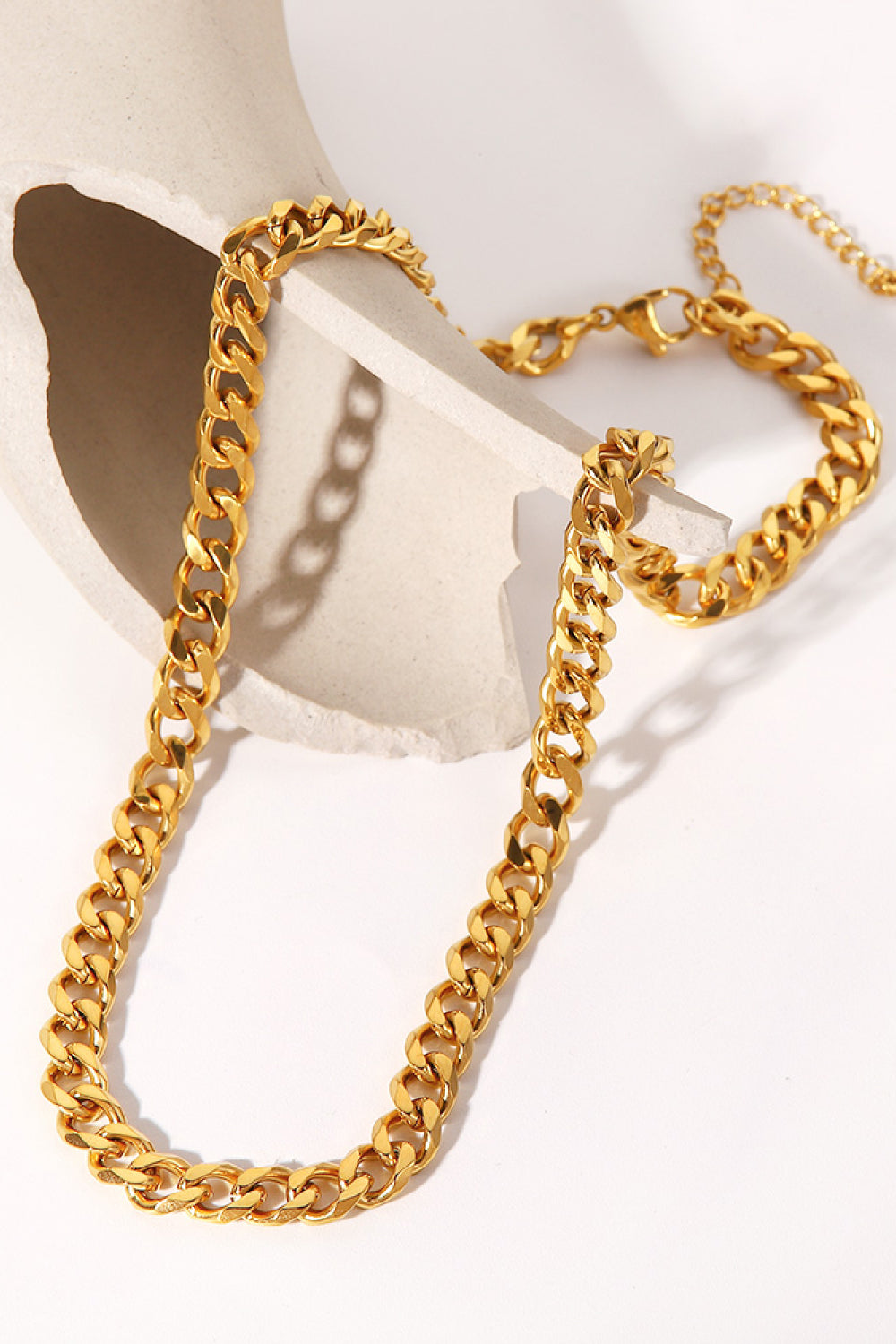 Minimalist 18K Gold Plated Curb Chain Necklace